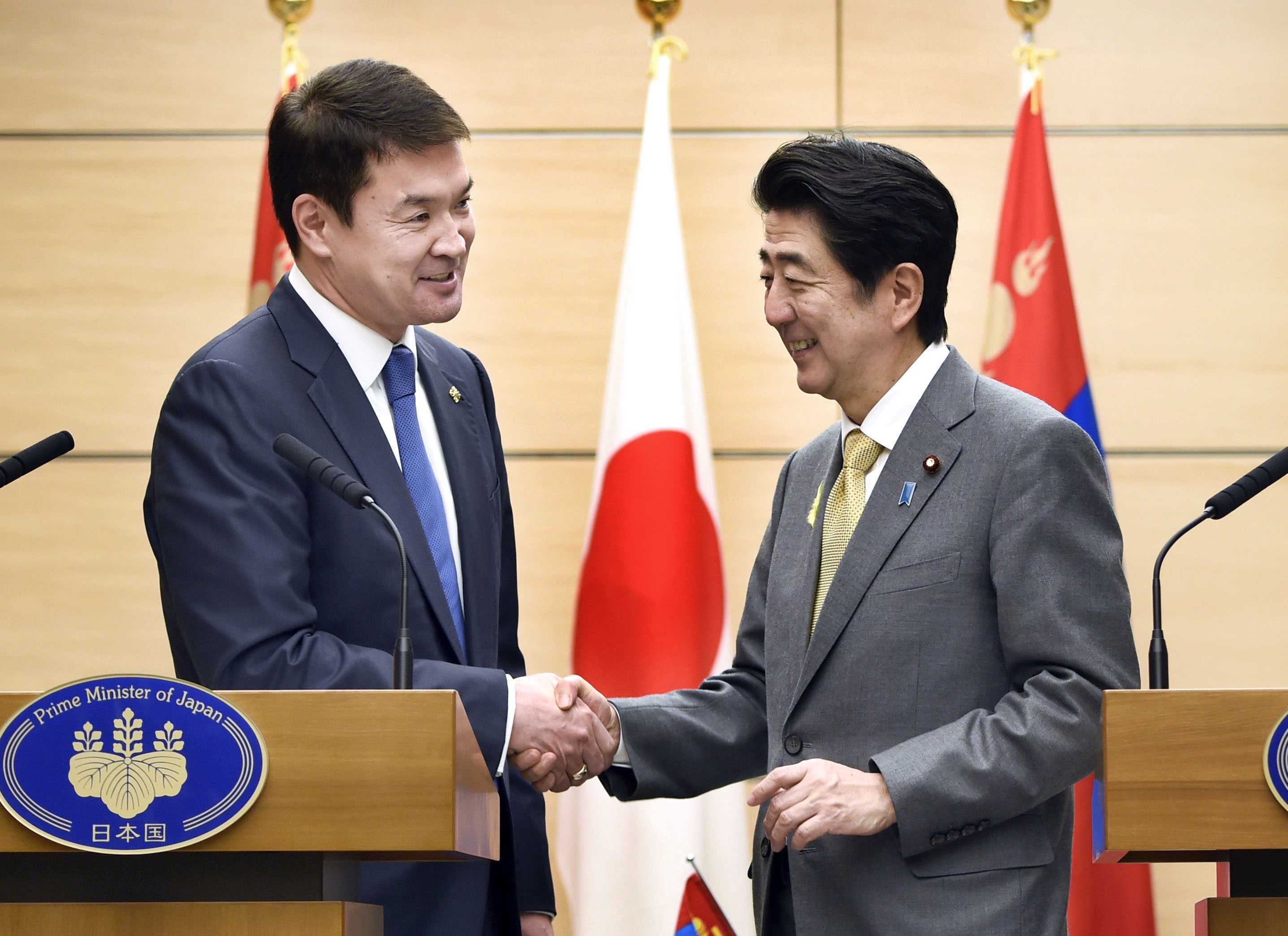 Решебник к учебному пособию: окружающий мир 3 класс плешаков - учебник